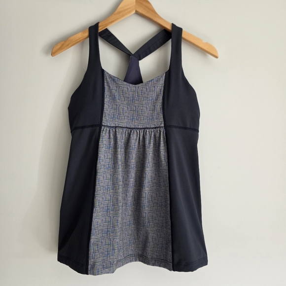 Source Unknown Tops - Athletic Athleisure Yoga Top Blue Grey Size Large